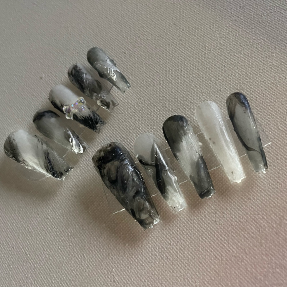 Black frost white coffin press on nails